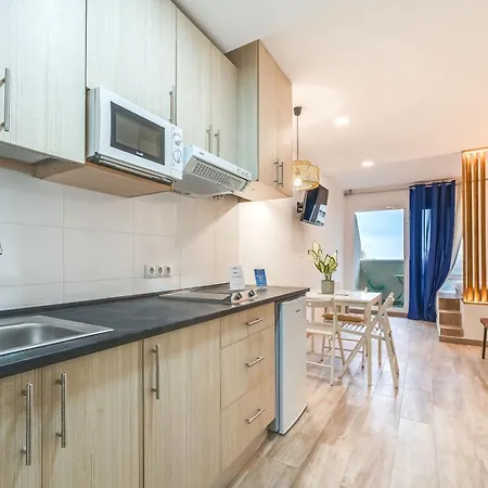 Lxr Estudio Benalbeach Apartment Benalmadena